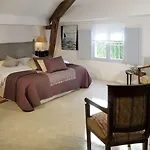 Willa Chateau De Raissac *