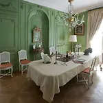 Willa Chateau De Raissac *