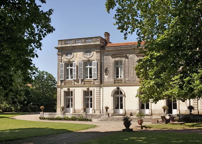 Chateau De Raissac Villa