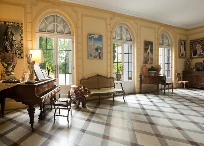 Chateau De Raissac Villa *